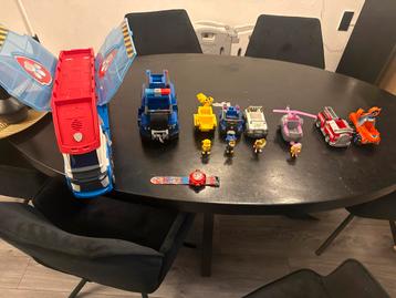 Paw patrol voertuigen beschikbaar voor biedingen