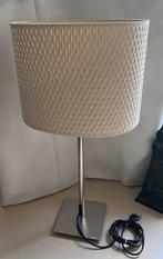 Design tafellamp van IKEA - inmiddels niet meer verkrijgbaar, Huis en Inrichting, Lampen | Tafellampen, 50 tot 75 cm, Ophalen of Verzenden
