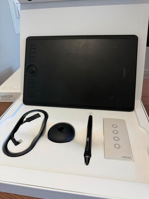 Wacom Intuos Pro M - ZGAN in doos, Computers en Software, Tekentablets, Nieuw, Multi-touch, Ophalen of Verzenden