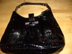 Prachtige ruime zwarte Guess lak tas zwart, Sieraden, Tassen en Uiterlijk, Tassen | Damestassen, Ophalen of Verzenden, Nieuw, Zwart