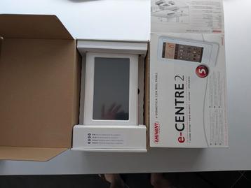 Eminent e-centre2 zwave controller met touchscreen beschikbaar voor biedingen
