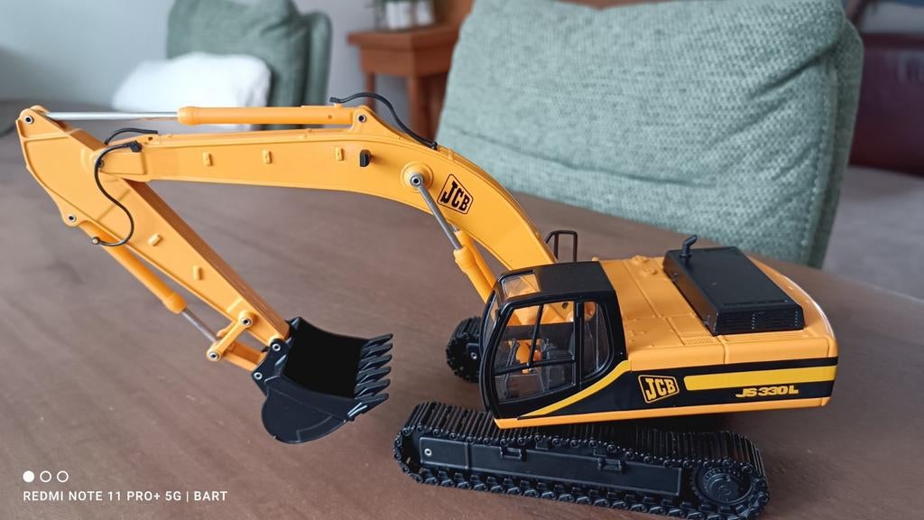 JCB JS330L GRAAFMACHINE, Ophalen of Verzenden, Zo goed als nieuw, Bus of Vrachtwagen, Overige merken