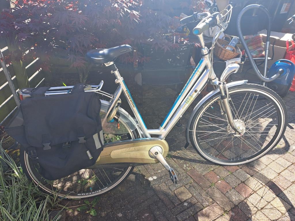 Gazelle  fiets met fietstassen, Ophalen, Gebruikt, Gazelle