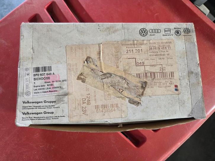 Nieuwe zekeringkast Audi A3 (8P0937548A) - NOS €20, Auto-onderdelen, Overige Auto-onderdelen, Ophalen of Verzenden