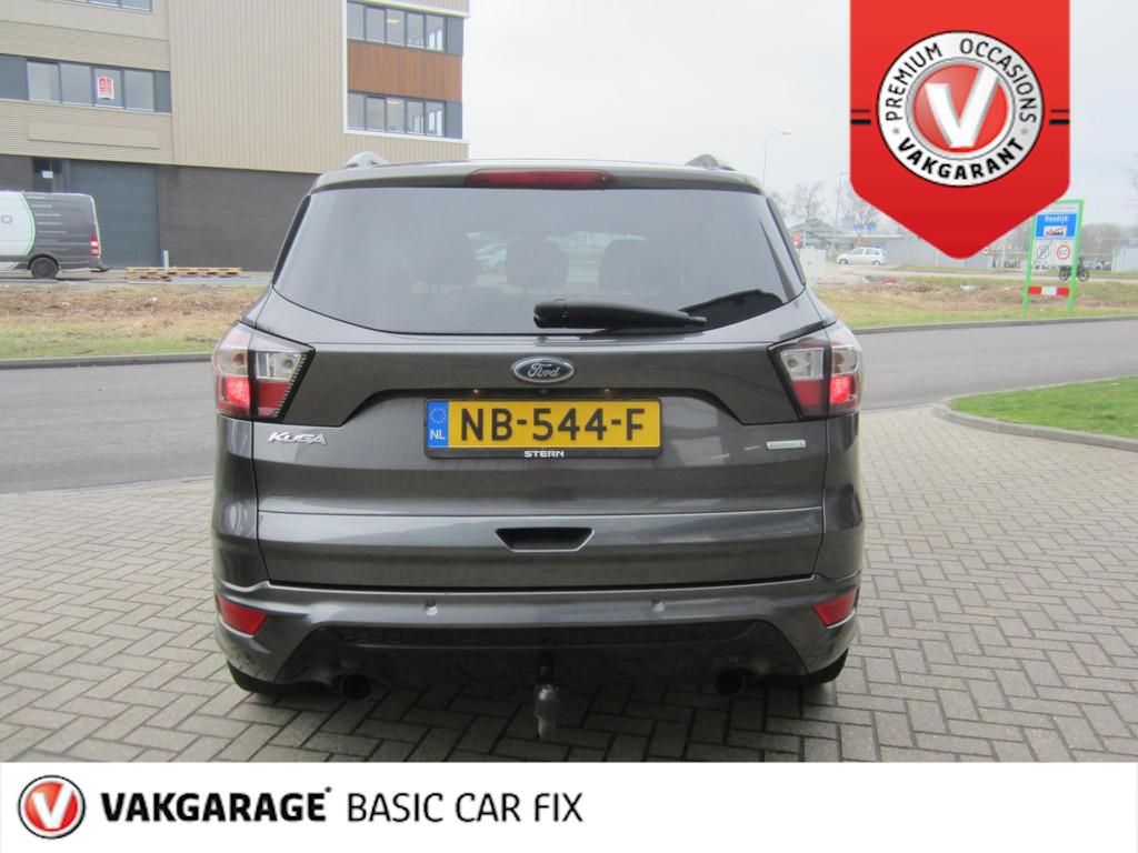 Ford Kuga 1.5 EcoBoost ST Line Airco Trekhaak, Auto's, Ford, 4 cilinders, Origineel Nederlands, Handgeschakeld, Kuga
