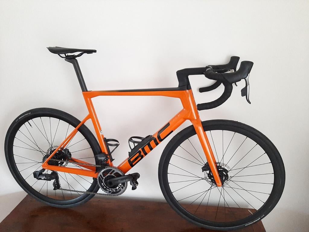 BMC Teammachine SLR01 THREE disc Sram Force 58, Fietsen en Brommers, Fietsen | Racefietsen, 28 inch, Carbon, BMC Teammachine SLR01 THREE