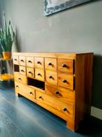 Houten ladekast met gebruikssporen, Ophalen