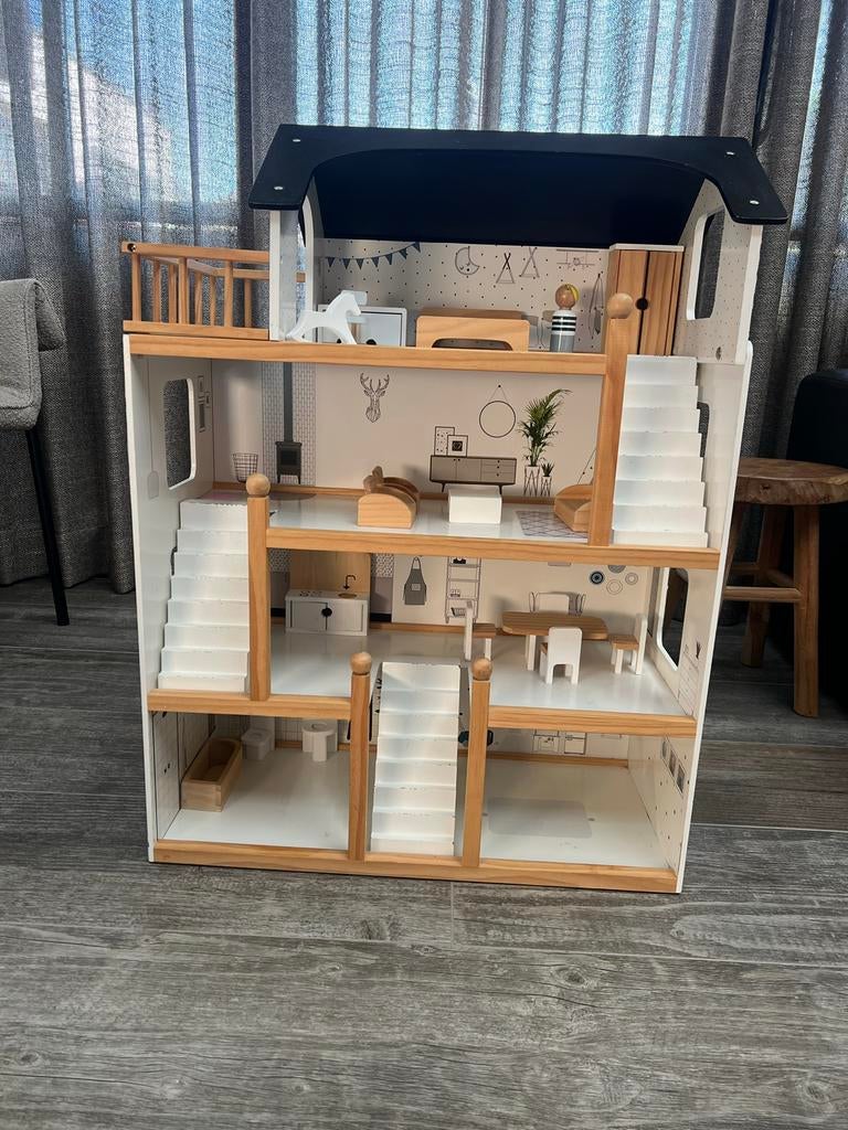 Poppenhuis Petit Amelie met meubels, Verzamelen, Poppenhuizen en Toebehoren, Ophalen of Verzenden, Gebruikt, Poppenhuis