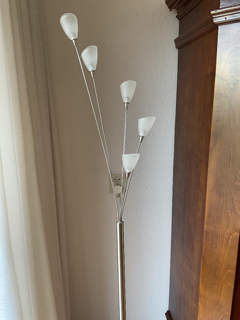 Staande schemerlamp, Huis en Inrichting, Lampen | Vloerlampen, Ophalen, Zo goed als nieuw, Glas, Modern