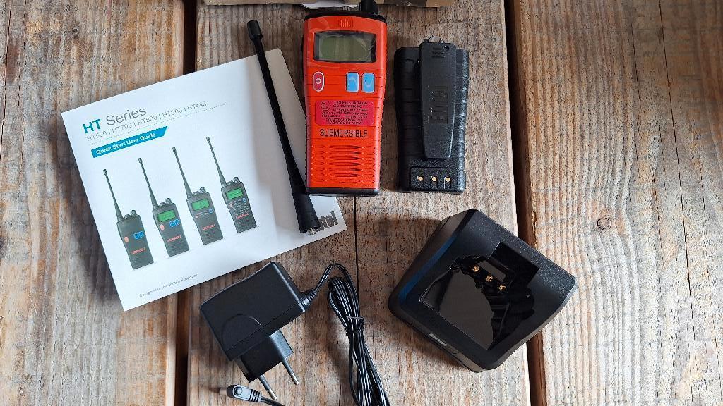 Entel HT883iiA portofoon radio Marine NIEUW, ., Nieuw, 15 km of meer, Ophalen of Verzenden