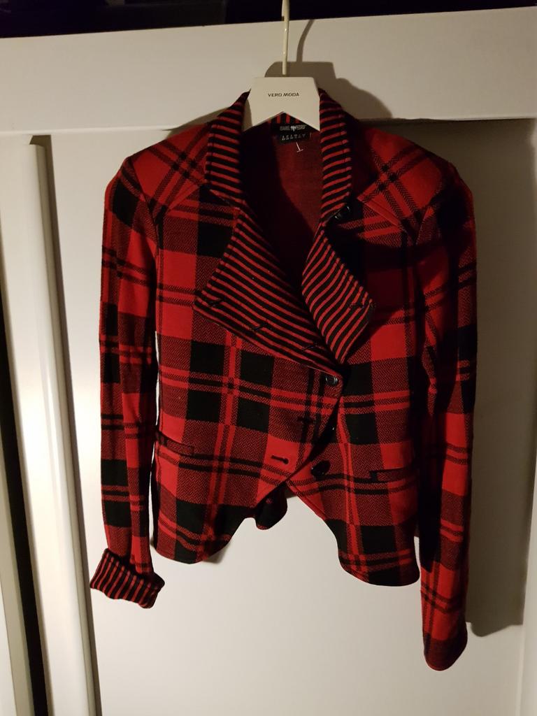 Isabelle apart jasje mt 36, Kleding | Dames, Jasjes, Kostuums en Pakken, Verzenden, Nieuw, Maat 36 (S)