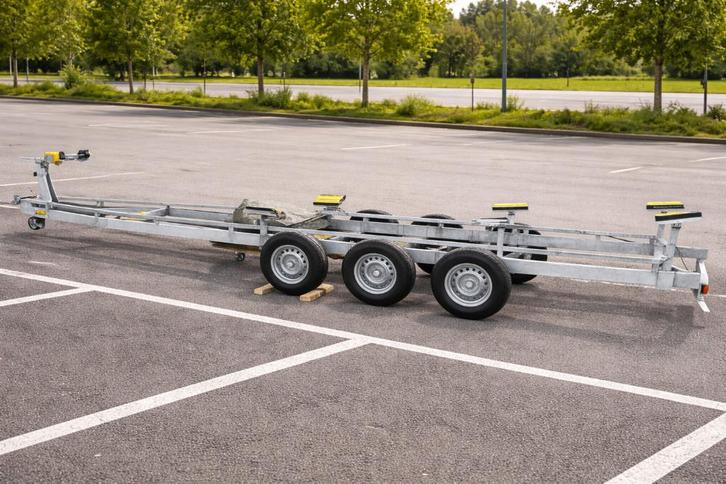 Pega stallingstrailer (3assen), Watersport en Boten, Boottrailers, Gebruikt, Overige typen, 3000 kg of meer, 6 tot 9 meter, Stallingstrailer