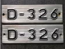 Gezocht : embleem cormick D 326, Ophalen of Verzenden, Gebruikt, Auto's