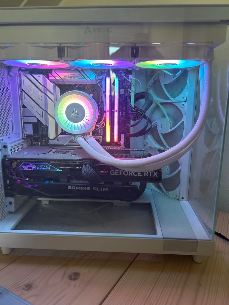Gaming PC: RTX 4070 Super, Ryzen 7 9700x, 32GB RAM, 2TB SSD, Computers en Software, Desktop Pc's, 32 GB, Ophalen of Verzenden