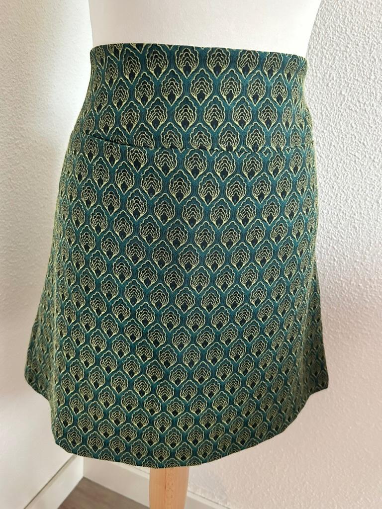 King Louie maat 40 Donkergroene rok 2814, Kleding | Dames, Maat 38/40 (M), Ophalen of Verzenden, Zo goed als nieuw, Knielengte