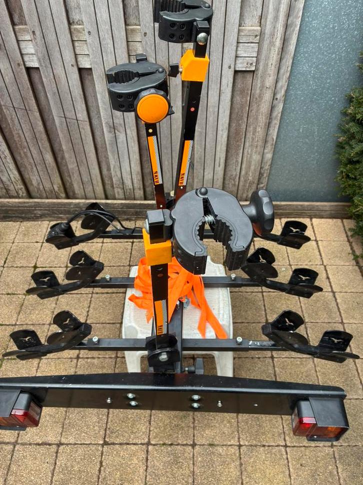 Kantelbare Spinder Hawk fietsdrager voor 3 fietsen., Auto diversen, Fietsendragers, Gebruikt, Trekhaakdrager, 3 fietsen of meer
