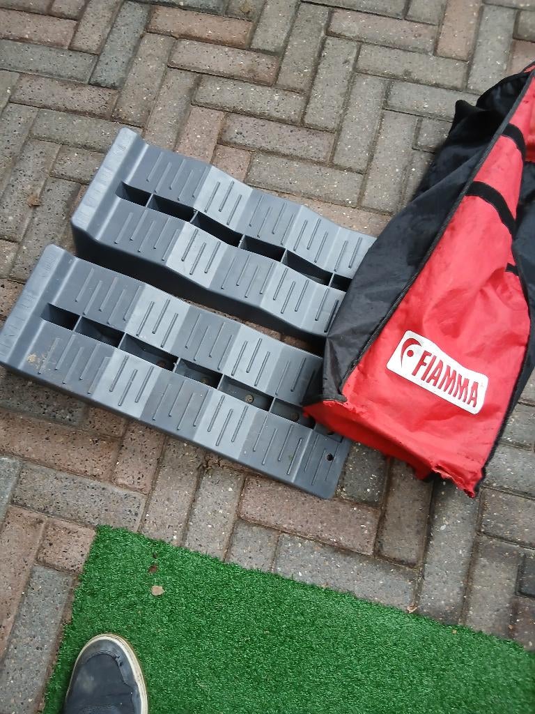 oprij blokken, Ophalen of Verzenden, Zo goed als nieuw