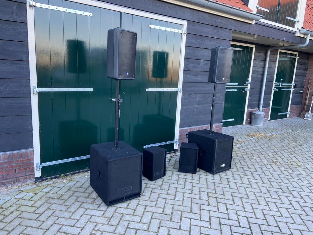 Mpa speakerset 2 subwoofers 4 speakers, Ophalen, Gebruikt, Audio