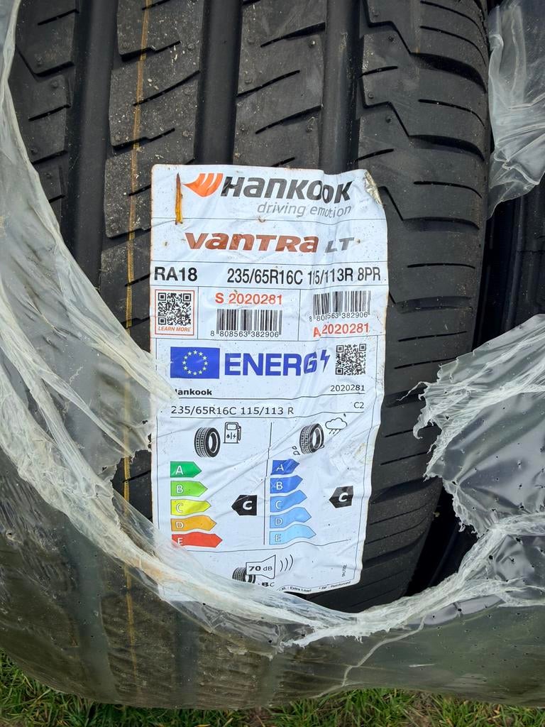 2x 236/65/16 hankook vantra, Auto-onderdelen, Banden en Velgen, Ophalen, Bestelwagen, 16 inch, Nieuw