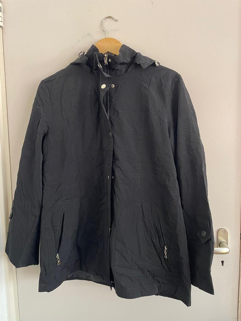 FOG by London Fog Zwarte Jas Maat M, Ophalen of Verzenden, Zo goed als nieuw, Maat 38/40 (M), Zwart