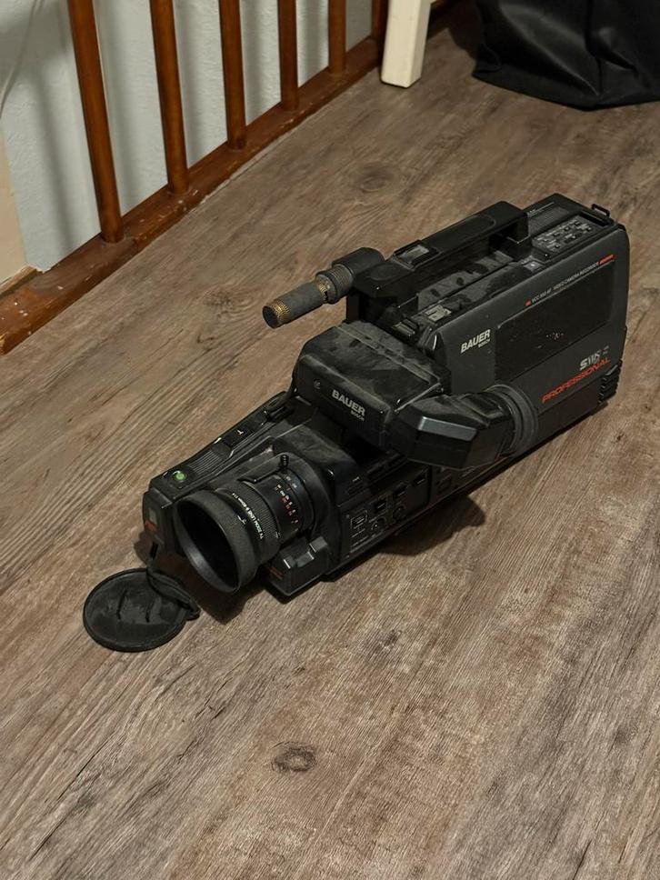 Bauer VCC 550 AF S-VHS videocamera, Audio, Tv en Foto, Videocamera's Analoog, Camera, Overige soorten, Ophalen