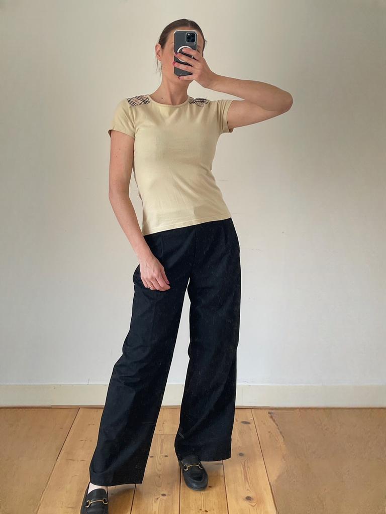 Auth. Vintage T-shirt van Burberry maat XS/S, Kleding | Dames, T-shirts, Beige, Ophalen of Verzenden, Zo goed als nieuw, Maat 34 (XS) of kleiner