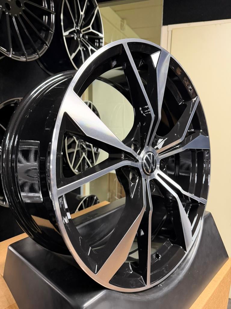 18 inch velgen voor Volkswagen Misano look 5x112 Golf 6 7 8, Auto-onderdelen, Banden en Velgen, 18 inch, Overige, Velg(en), Nieuw