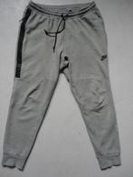 Grijze trainingsbroek van NIKE TECH maat L, Maat 52/54 (L), Nike, Ophalen of Verzenden, Zo goed als nieuw