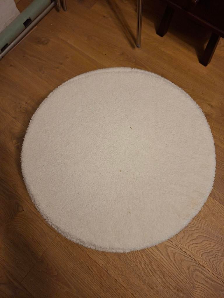Witte ronde poef van Xenos, Ophalen, Minder dan 50 cm, Rond, Minder dan 50 cm