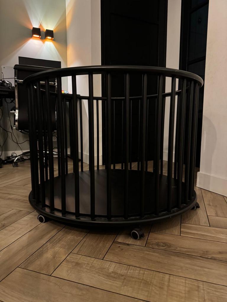 Bopita Ronde Box Zwart met Wieltjes, Kinderen en Baby's, Boxen, Ophalen of Verzenden, Gebruikt, Rond, In hoogte verstelbaar