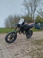 Schakelbrommer 80cc 2 takt geel kenteken, Fietsen en Brommers, Brommers | Derbi, Ophalen, Gebruikt