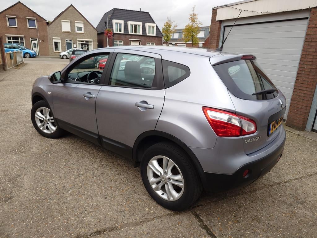 Nissan Qashqai 1.6 Acenta, 1e eigenaar Dealer onderhoud voll, Euro 5, Stof, Gebruikt, Zwart