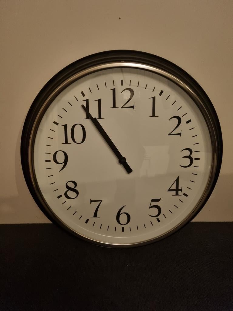 Wandklok Bravur Ikea, Ophalen, Zo goed als nieuw, Wandklok