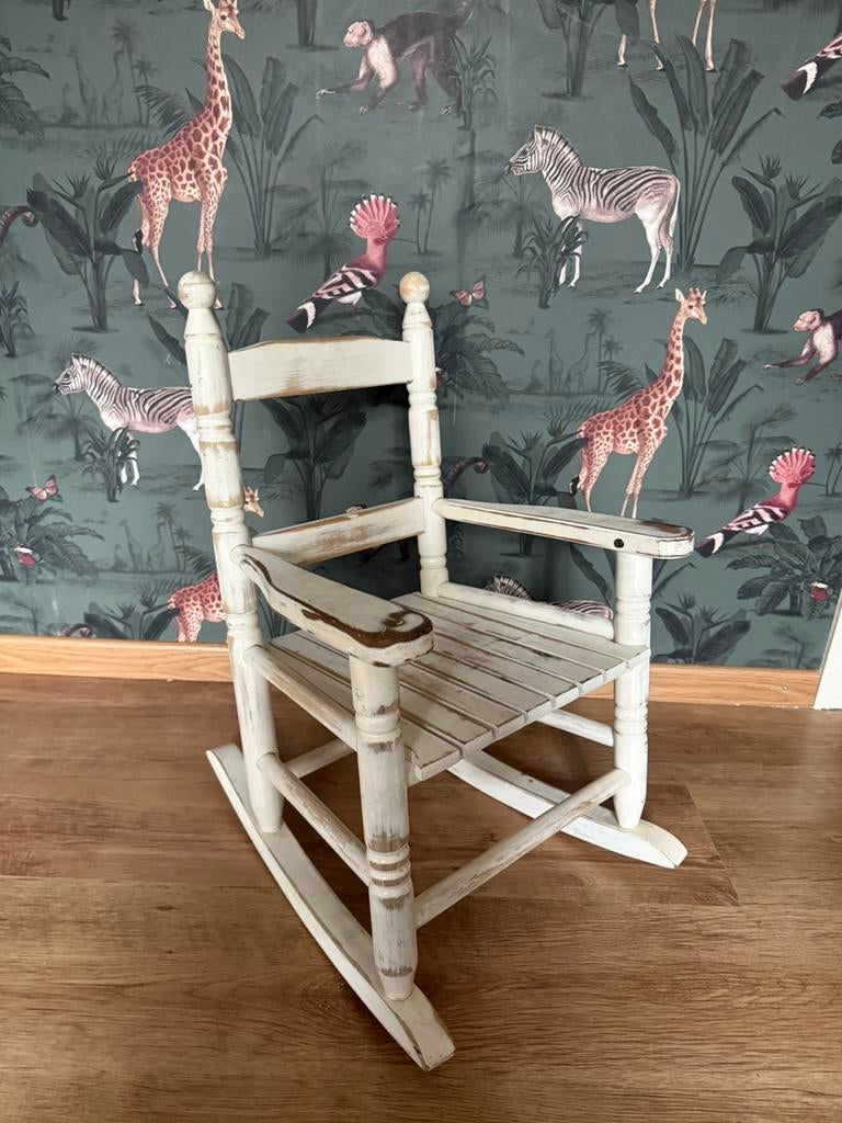 Whitewash schommelstoel voor kinderen, Kinderen en Baby's, Kinderkamer | Tafels en Stoelen, Ophalen, Zo goed als nieuw, Stoel(en)