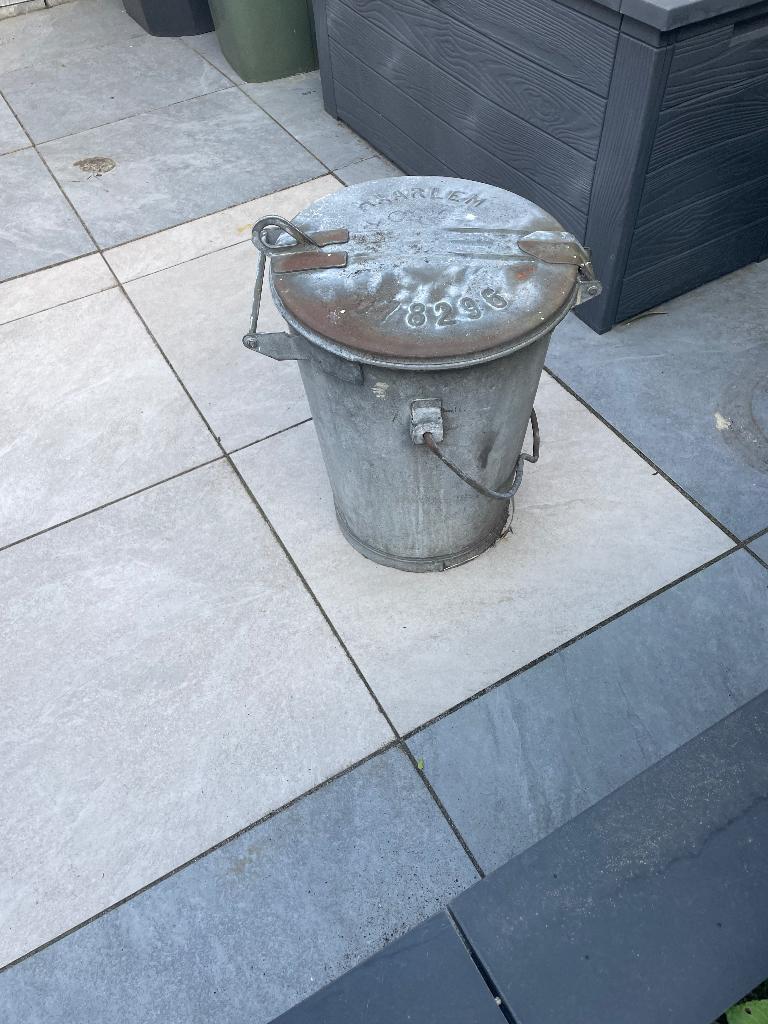 Vuilnisbak, Tuin en Terras, Ophalen, Gebruikt