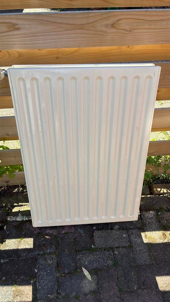 Radiator, Doe-het-zelf en Verbouw, Verwarming en Radiatoren, Zo goed als nieuw, Radiator, 30 tot 80 cm, 60 tot 150 cm, Ophalen of Verzenden