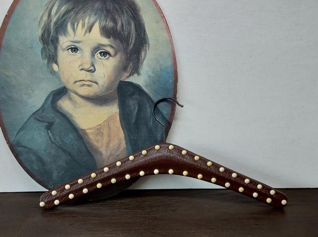 Bruine vintage skai kleerhanger, 5 beschikbaar, Verzamelen, Retro, Ophalen of Verzenden, Huis en Inrichting