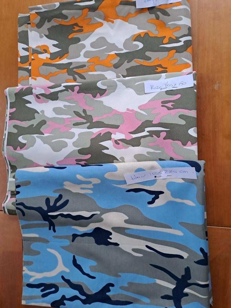 7 lappen camouflage stof., Hobby en Vrije tijd, Stoffen en Lappen, 120 cm of meer, Nieuw, Ophalen of Verzenden, Katoen