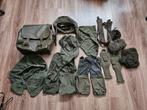Diverse leger spullen T.e.a.b., Verzamelen, Militaria | Algemeen, Ophalen of Verzenden, Landmacht, Nederland, Kleding of Schoenen