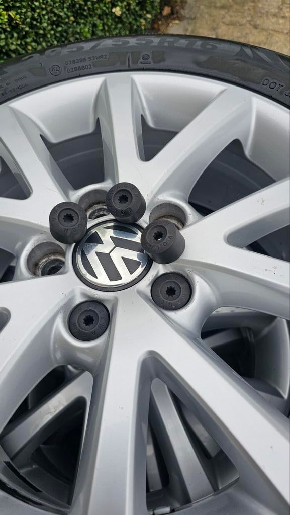 Originele lichtmetalen Volkswagen Golfvelgen., Ophalen, 16 inch, 205 mm, Zomerbanden