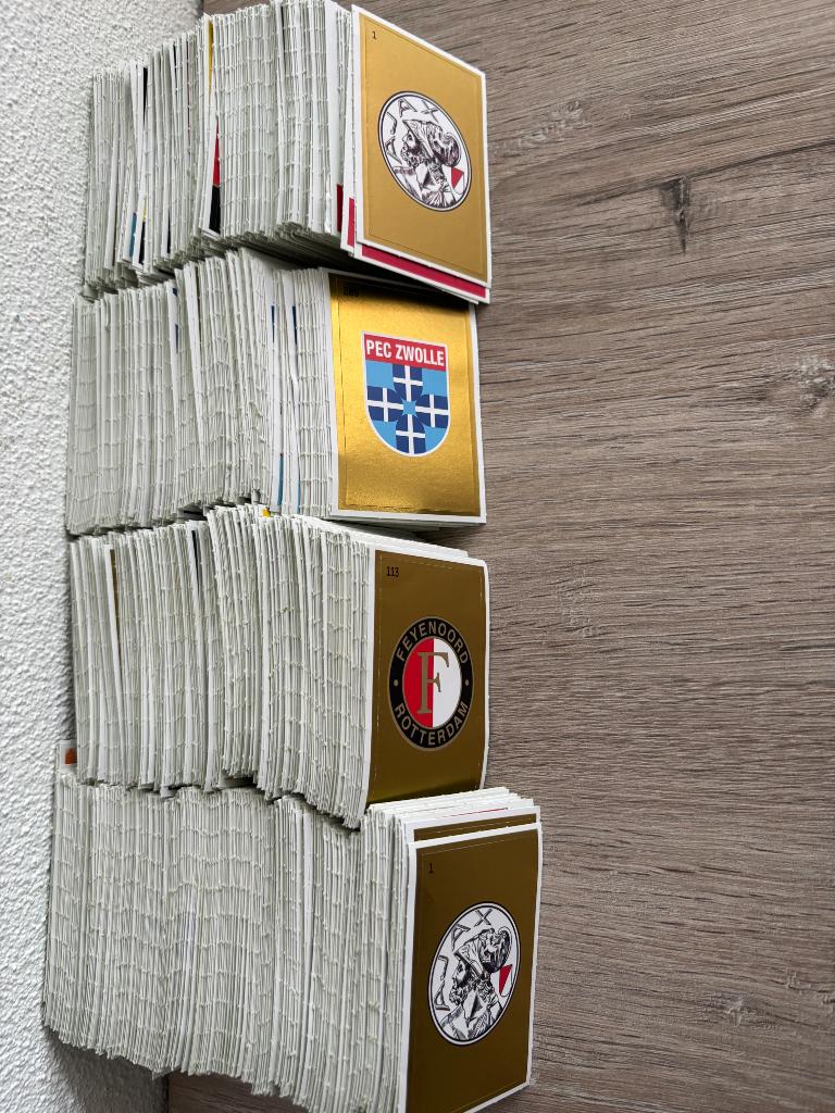 Bijna ALLE Plus Voetbalplaatjes en tattoos, Plus, Verzenden