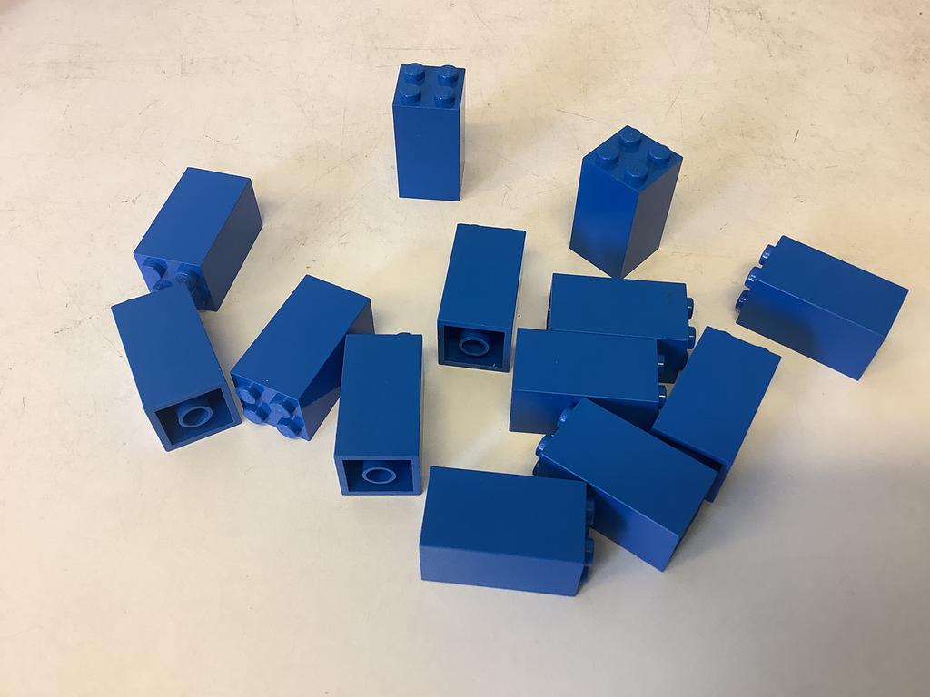 Lego steen 2x2x3 blauw (1), Ophalen of Verzenden, Gebruikt, Losse stenen, Lego