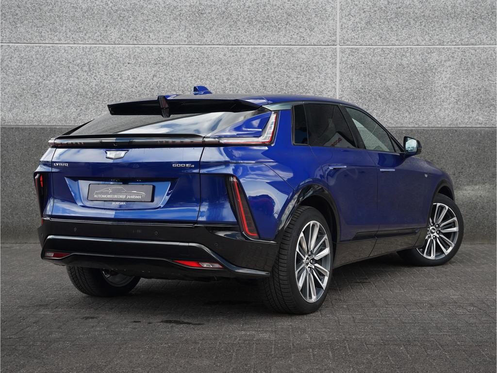Cadillac Lyriq Sport 600 E4 |Glazen Dak |Stoel verwarming- v, Auto's, Automaat, Gebruikt, Lichtsensor, Blauw