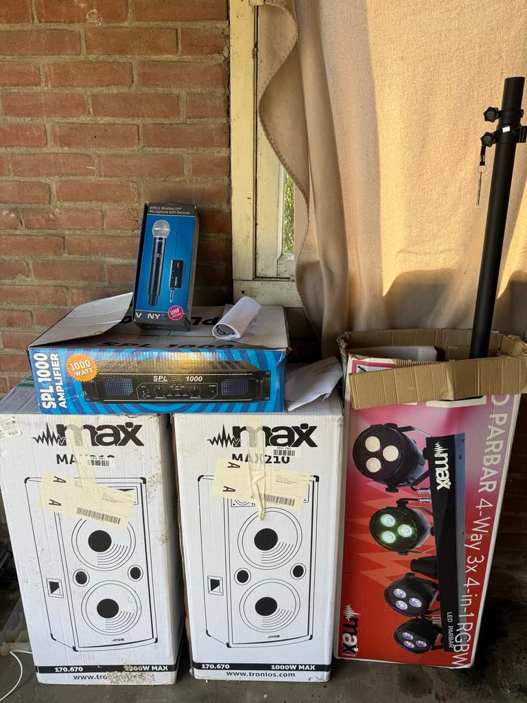 DJ/PA set – Speakers,1000W versterker,microfoon,LED lichtset, Ophalen, Gebruikt, Dj-set
