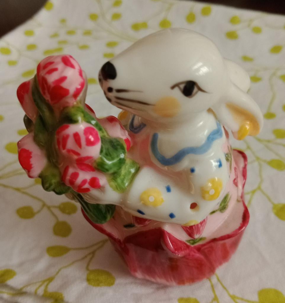 Paashaas met bloemen beeldje van Villeroy & Boch, Ophalen of Verzenden, Nieuw, Dier