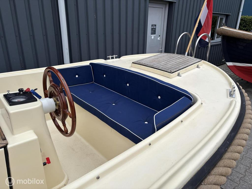 Oud huijzer 600 diesel sloep / 3 cilinder vetus, Watersport en Boten, Sloepen, Overige brandstoffen, 6 meter of meer