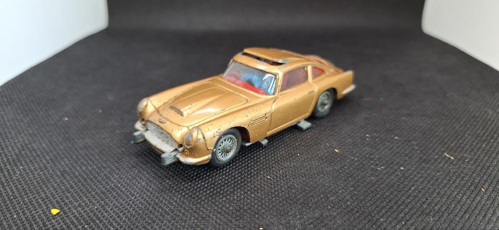 Corgi Toys James Bond Aston Martin DB5 - Gebruikt, Ophalen of Verzenden, Gebruikt