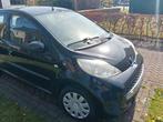 Peugeot 107 1.0 12V 5DR 2009 Zwart, Auto's, Voorwielaandrijving, 4 stoelen, Handgeschakeld, Particulier
