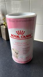 Royal canin babycat milk 0-2 maanden en bevallingpakket, Ophalen, Kat