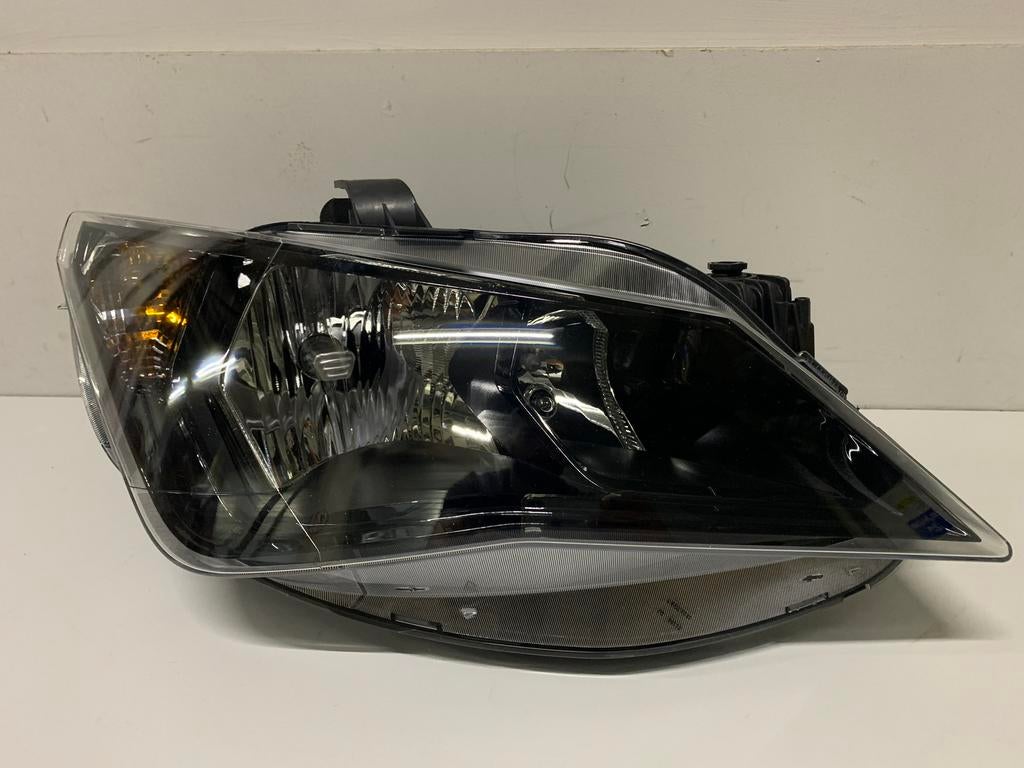 Koplamp seat ibiza 2009-2017 rechts halogeen valeo 044830, Ophalen of Verzenden, Nieuw, Seat